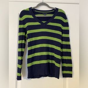 TOMMY HILFIGER GREEN & NAVY BLUE V-NECK SWEATER